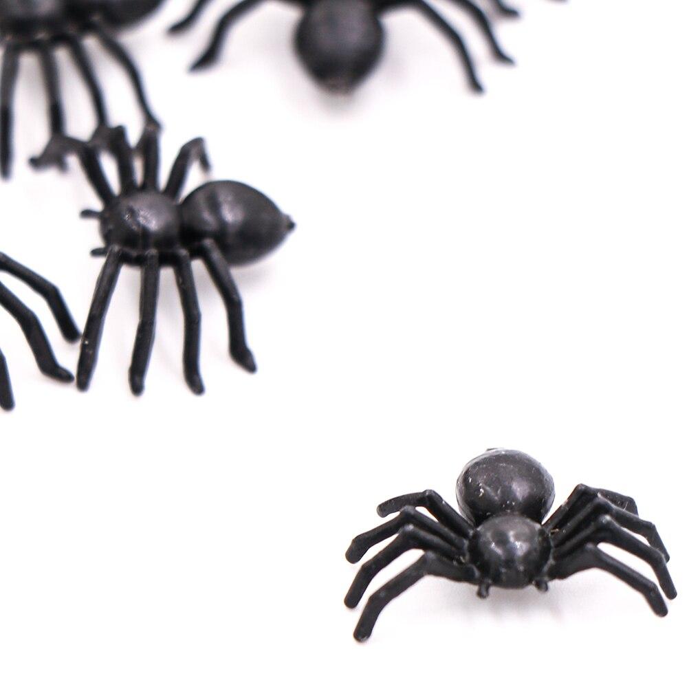 Araignées en Plastique pour Halloween