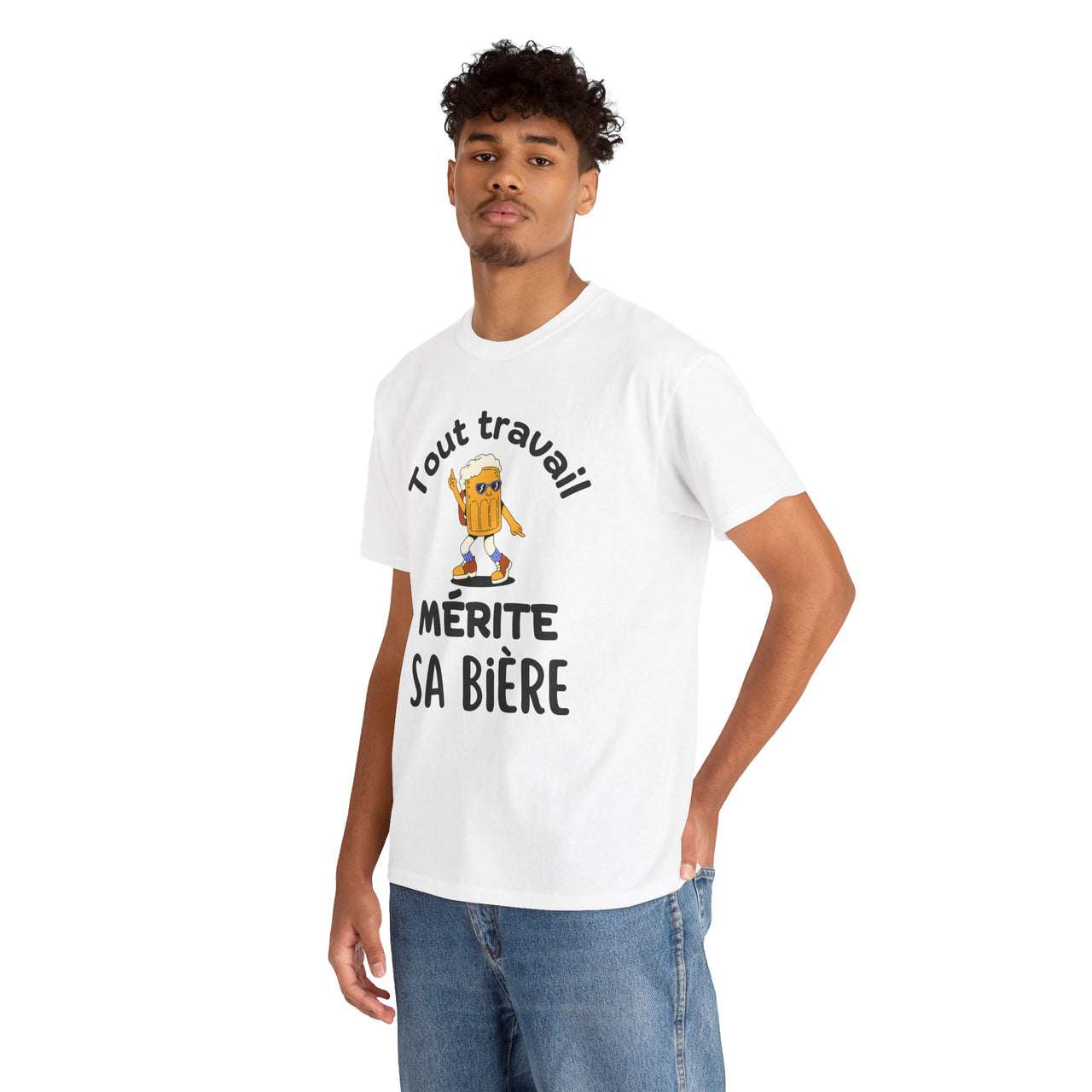 T-Shirt Tout Travail Mérite Sa Bière