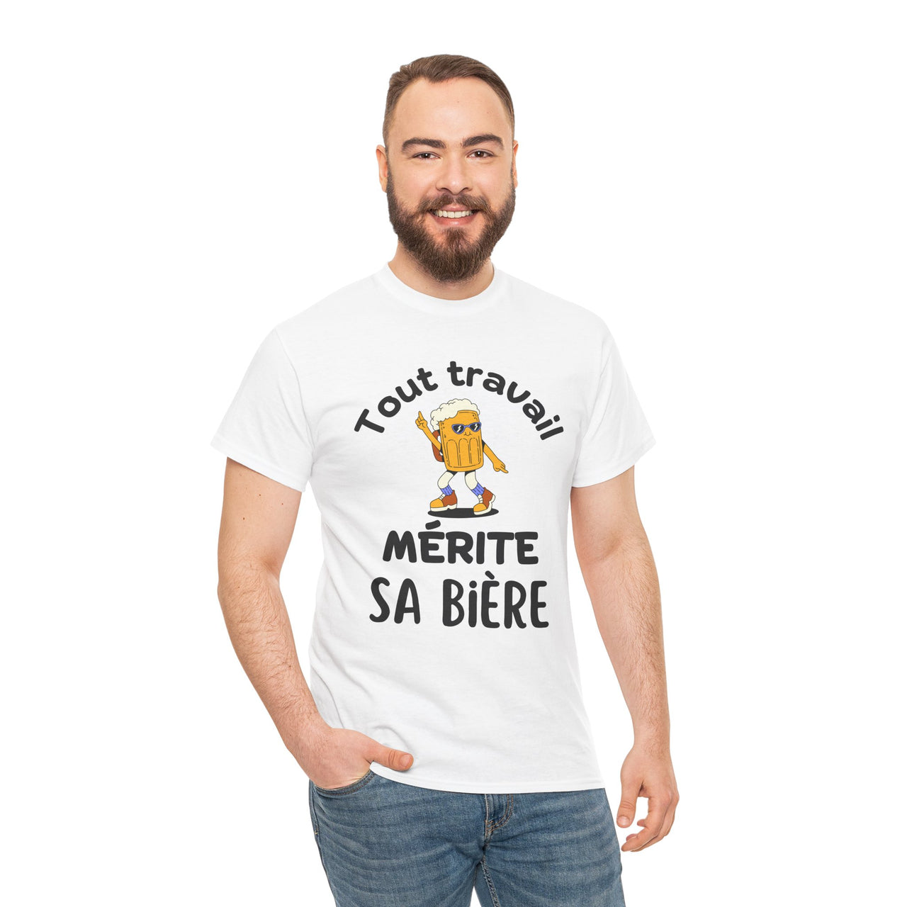 t shirt tout travail mérite sa bière